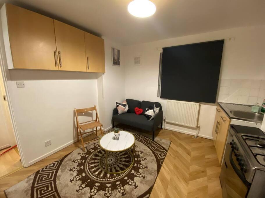 2 Bedroom Flat Camberwell Grove London Exterior foto